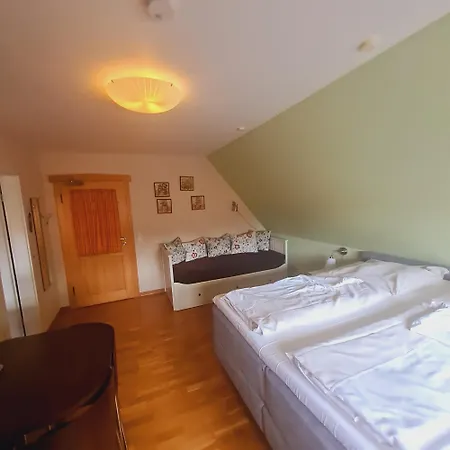 The Cosy 4*