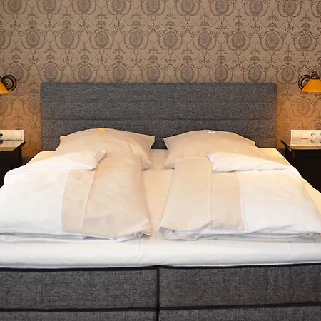 The Cosy 3*